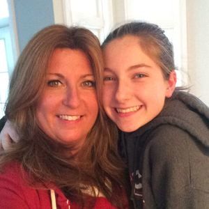 Meet your Posher, Lora